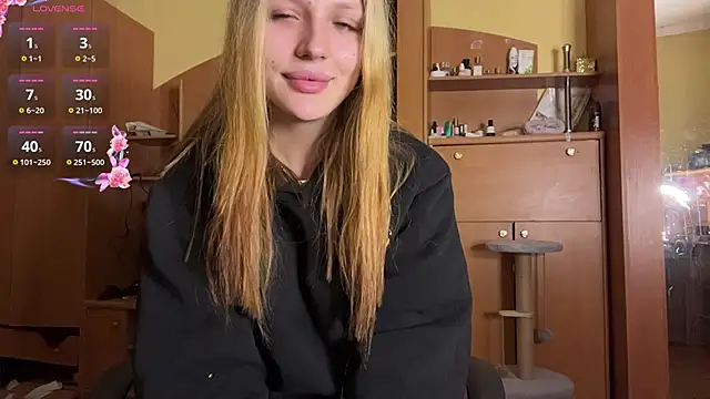 Snapshot of xXMelanieseXx chatting on June 2026 04:54:01 PM xXMelanieseXx online show from June 2026 04:54:01 PM