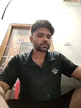 saddyboyforU online show from May 2026 10:34:01 AM