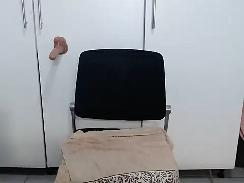 Appledesire online show from June 2026 06:27:01 AM