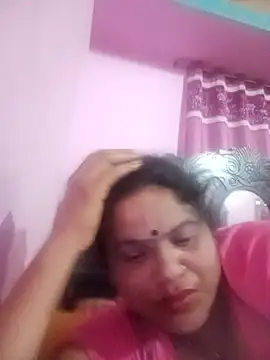 Maya Vabi online show from May 2026 06:05:02 PM