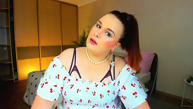 OliviaTwens online show from June 2026 10:08:02 AM