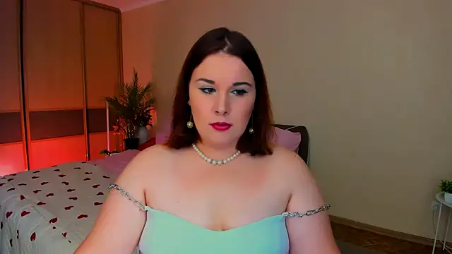 OliviaTwens online show from July 2026 04:07:01 AM