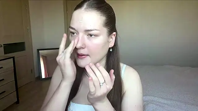 lizzzanatooo online show from June 2026 07:47:02 AM