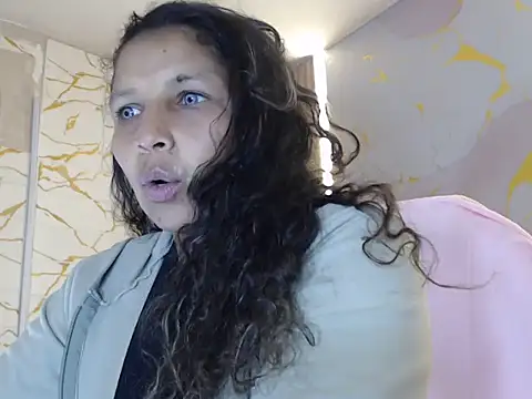 Danna Sg online show from June 2026 02:56:01 AM