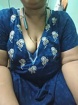 Snapshot of Tamil-kaviya98 chatting on June 2026 06:49:02 AM Tamil-kaviya98 online show from June 2026 06:49:02 AM