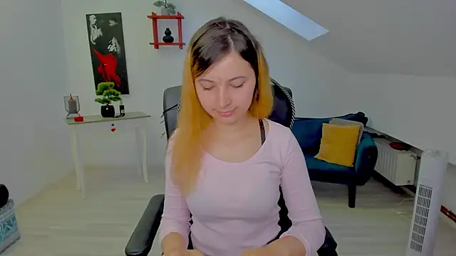 CamelliaStone online show from July 2026 04:16:01 AM