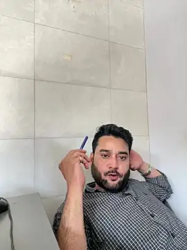 Snapshot of VBRAWN01 chatting on June 2026 09:56:01 AM VBRAWN01 online show from June 2026 09:56:01 AM