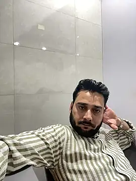 Snapshot of VBRAWN01 chatting on June 2026 03:11:02 PM VBRAWN01 online show from June 2026 03:11:02 PM