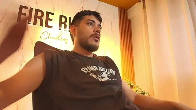 YayoDelRey online show from June 2026 01:33:01 PM