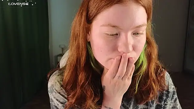 YourGingerCute online show from June 2026 12:40:02 PM