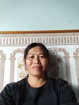 Snapshot of -Hatybi- chatting on July 2026 08:51:02 AM -Hatybi- online show from July 2026 08:51:02 AM