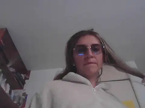 Snapshot of malory_af chatting on June 2026 08:22:02 PM malory af online show from June 2026 08:22:02 PM