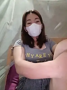 Snapshot of -Trinina- chatting on June 2026 08:50:02 PM -Trinina- online show from June 2026 08:50:02 PM