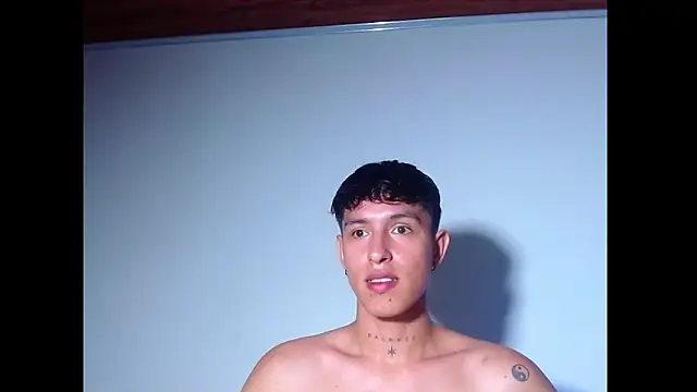 Snapshot of rowanbig chatting on June 2026 10:54:01 PM rowanbig online show from June 2026 10:54:01 PM