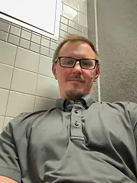 Hardpaul85 online show from July 2026 05:40:01 PM