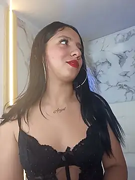 CaroLyn 7 online show from May 2026 11:47:01 PM