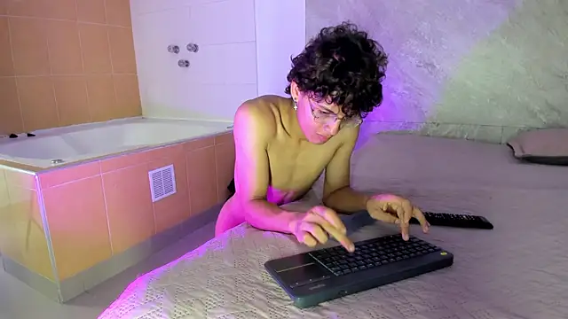Adrian Wolf online show from June 2026 03:31:01 AM