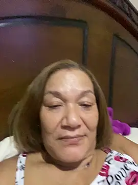 Snapshot of rosanna78322 chatting on June 2026 02:58:02 AM rosanna78322 online show from June 2026 02:58:02 AM