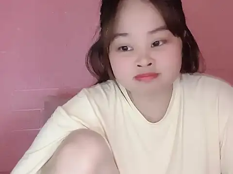 Nhungnhung679 online show from June 2026 05:04:02 PM