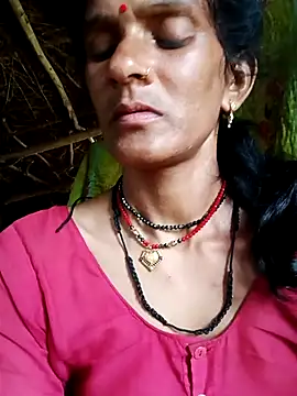 Snapshot of Cut_umang74 chatting on July 2026 10:39:01 AM Cut umang74 online show from July 2026 10:39:01 AM