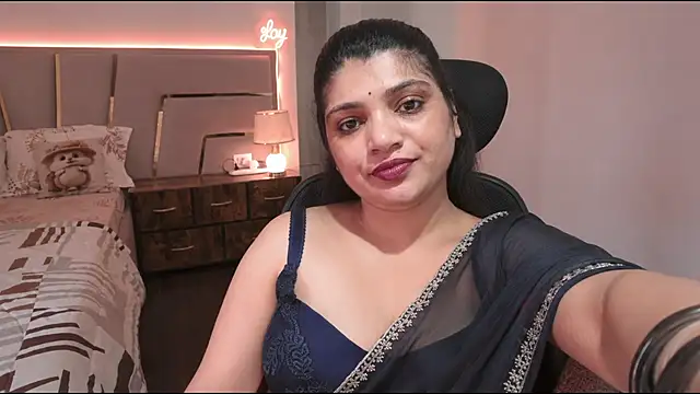 kritikak212 online show from May 2026 05:54:02 PM