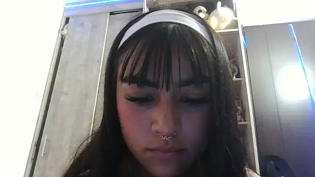 SweetSmokee online show from June 2026 11:13:02 PM