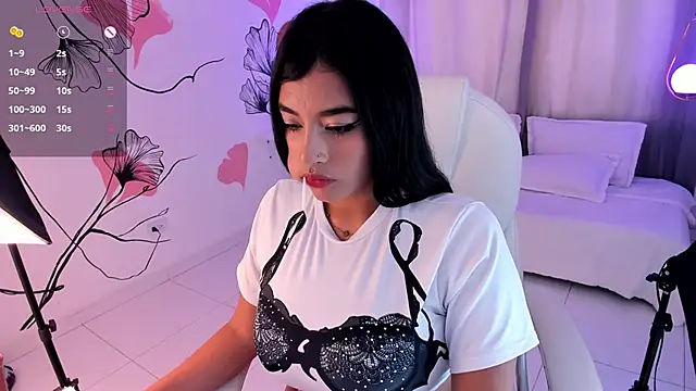 brunette noova online show from June 2026 08:57:02 PM