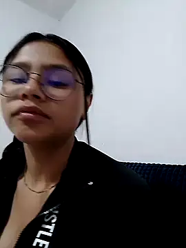 Snapshot of Sofielovee-01 chatting on June 2026 08:50:01 AM Sofielovee-01 online show from June 2026 08:50:01 AM