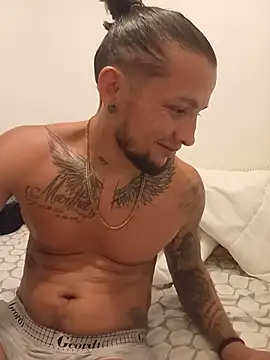 boyrolo24 online show from June 2026 10:14:02 PM