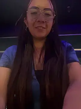 Snapshot of arilynn_ chatting on June 2026 01:16:01 AM arilynn online show from June 2026 01:16:01 AM