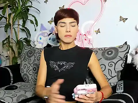 Snapshot of Playboy_andeer chatting on July 2026 07:19:01 PM Playboy andeer online show from July 2026 07:19:01 PM
