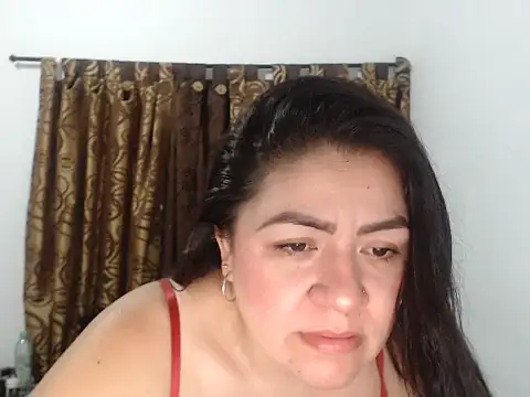 Snapshot of Luna-dark chatting on June 2026 12:32:02 AM Luna-dark online show from June 2026 12:32:02 AM