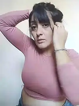 almacurvy 22 online show from May 2026 06:05:02 PM
