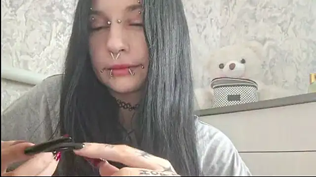 Snapshot of KrissyHiott chatting on June 2026 04:11:01 AM KrissyHiott online show from June 2026 04:11:01 AM