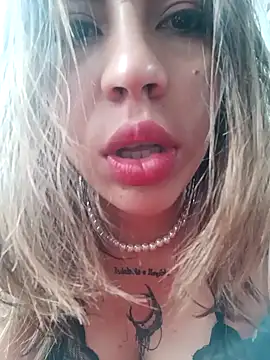 Snapshot of CleoDely chatting on July 2026 09:21:01 PM CleoDely online show from July 2026 09:21:01 PM