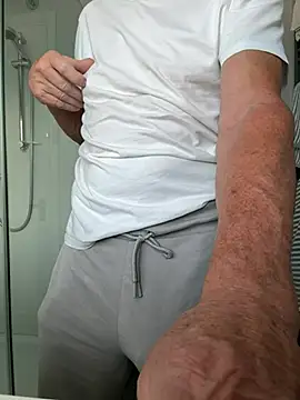 Erexsean66 online show from July 2026 04:46:02 PM