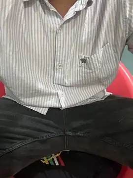 Snapshot of raj___romantic__ chatting on May 2026 10:55:02 AM raj romantic online show from May 2026 10:55:02 AM