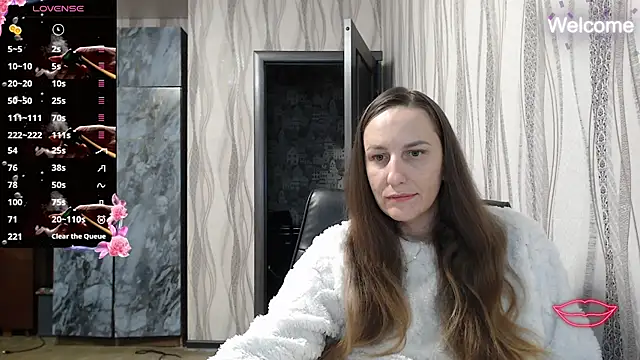 Yevgeshka-Milashka online show from October 2025 05:25:01 PM