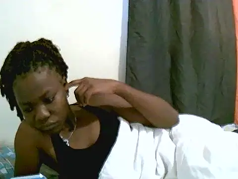 QueenSar online show from June 2026 05:15:01 AM
