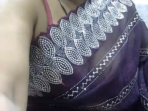 Snapshot of hey_darling_ chatting on June 2026 01:04:02 AM hey darling online show from June 2026 01:04:02 AM