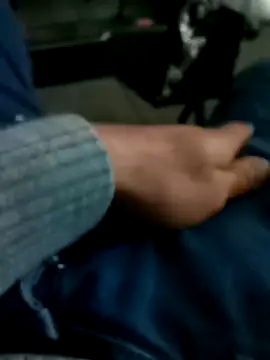 Snapshot of Singlemaleforcouples chatting on December 2024 12:44:02 PM Singlemaleforcouples online show from December 2024 12:44:02 PM