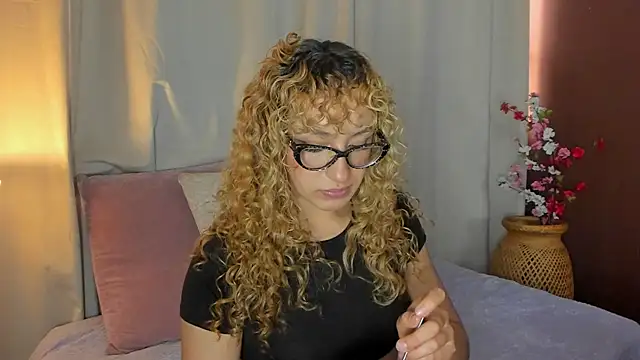 sensual fer online show from June 2026 12:50:02 PM