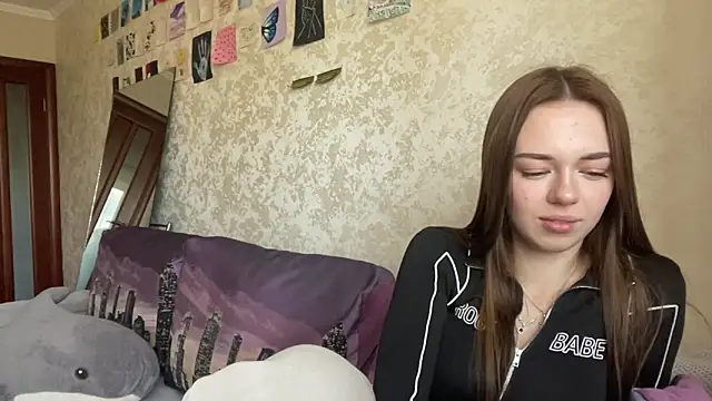 ZellaMathey online show from June 2026 02:33:01 PM