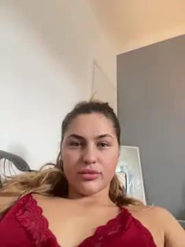 Goldiecherryx online show from June 2026 05:27:02 PM