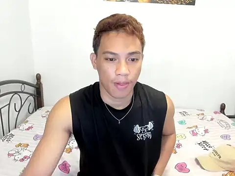 urfucker vinz online show from June 2026 04:50:01 AM