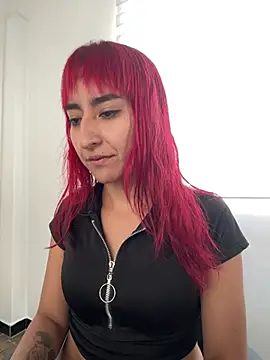 Juliethademon online show from June 2026 01:01:01 PM