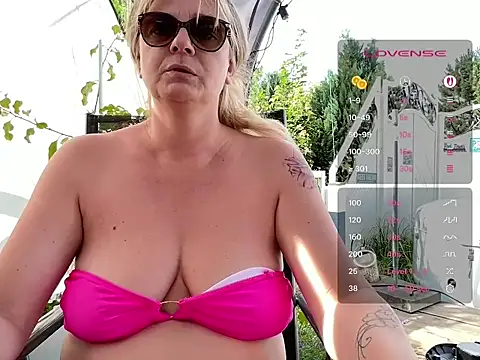 Snapshot of DirtyMarie80 chatting on June 2026 02:37:02 PM DirtyMarie80 online show from June 2026 02:37:02 PM