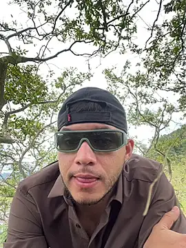 DickLatin20 online show from June 2026 06:35:02 PM