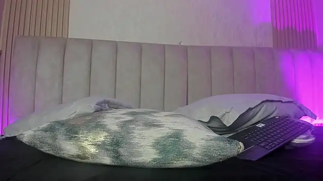 julimonroe  online show from July 2026 01:09:01 AM