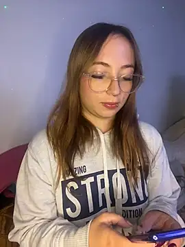 Caamii  online show from June 2026 03:29:02 AM